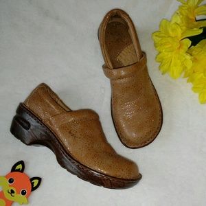 B.O.C. Born of Concept Tan Spotted Sparkle Clog